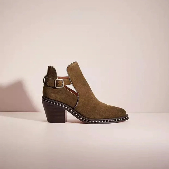 Coach Shoes - Coach Buckled Pipa Studded boots Size 9.5 Suede